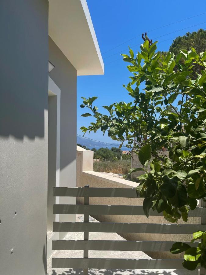House Adelais Holiday home Klismata
